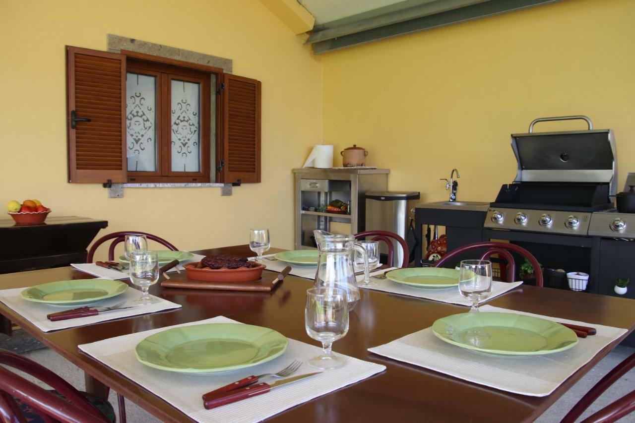 Casa Flor Da Laranjeira Guest House ปอนเตเดอลิมา ภายนอก รูปภาพ